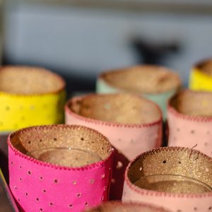 Photophores colorés ajourés